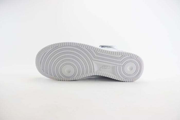 Nike Air Force 1 Mid x LV 43