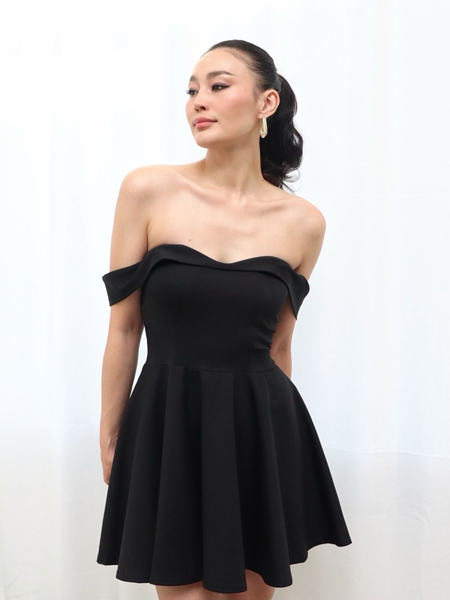 Shoulder off A line mini dress
