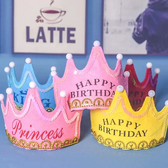 Бичигтэй, бондгор гэрэлтэй даруулга / өнгө өнгийн /