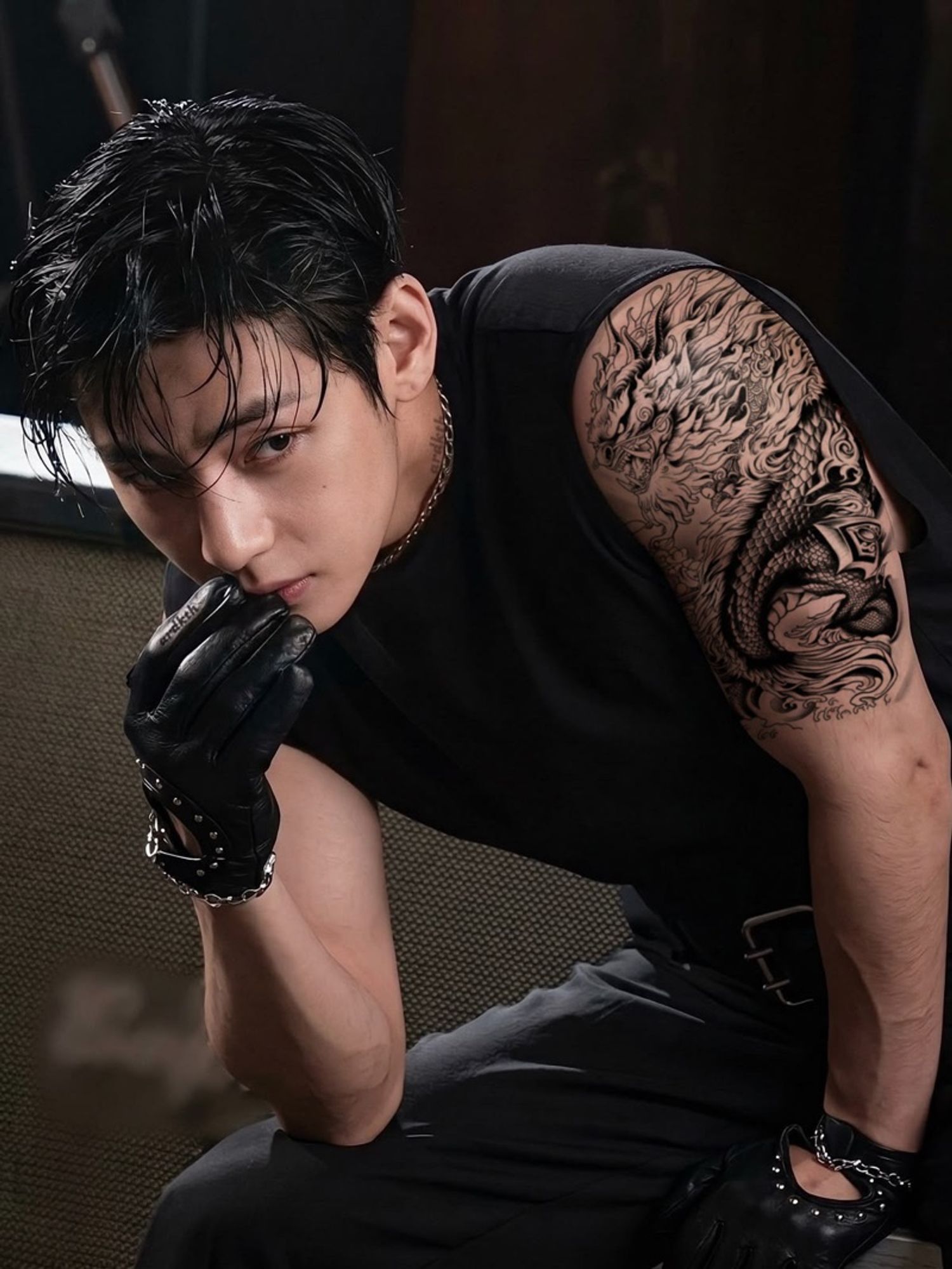 Алтан луу Усан шивээс