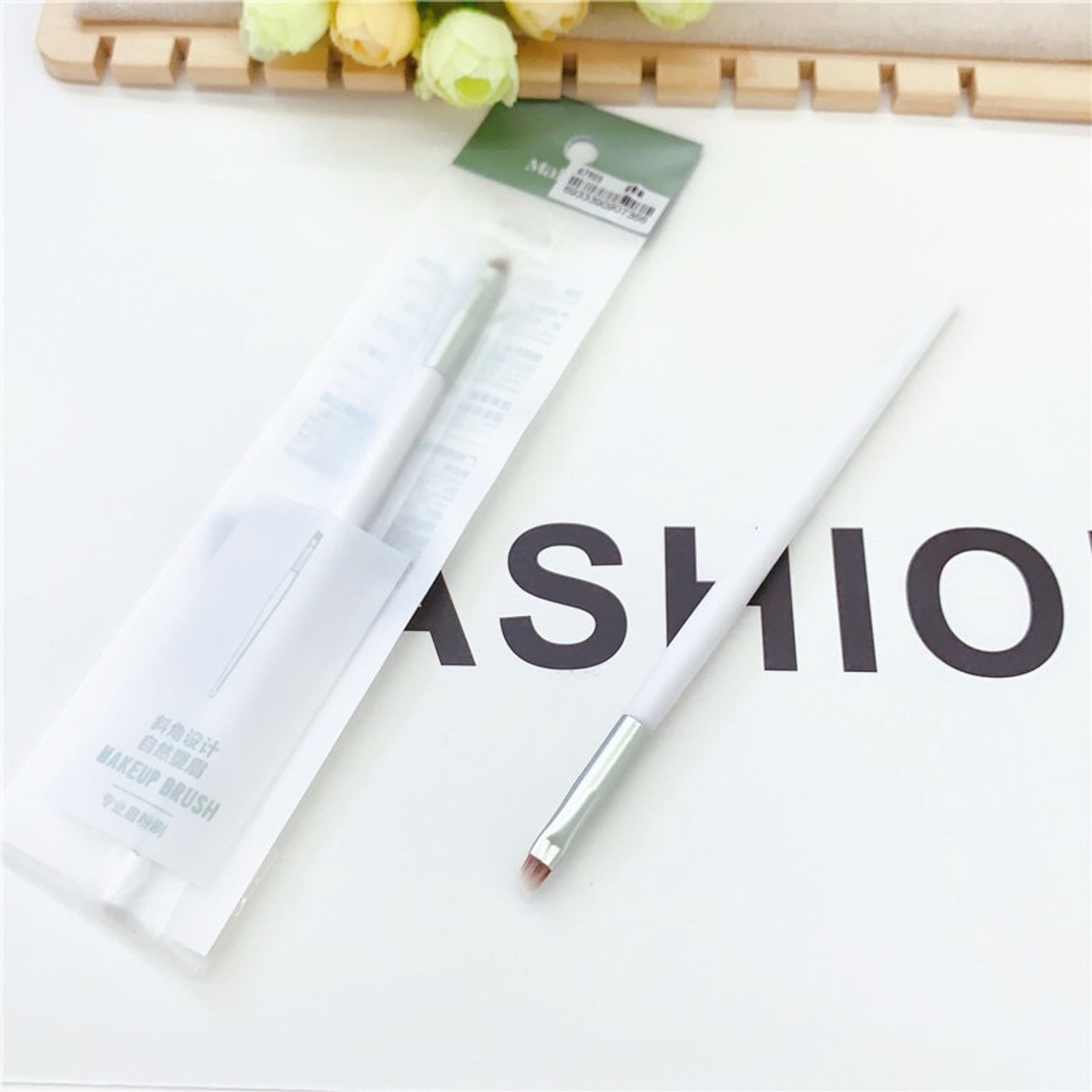 Нүүр будалтын багс  