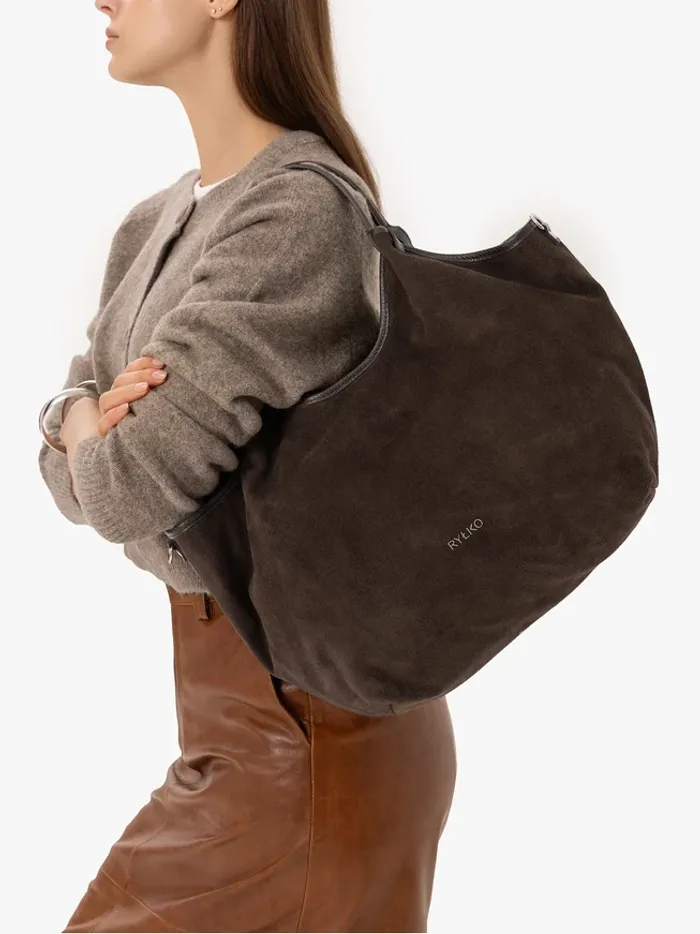 Brown spacious shopper bag