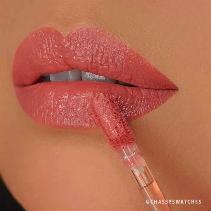 Moira Lip Plush cream / 02 noble /