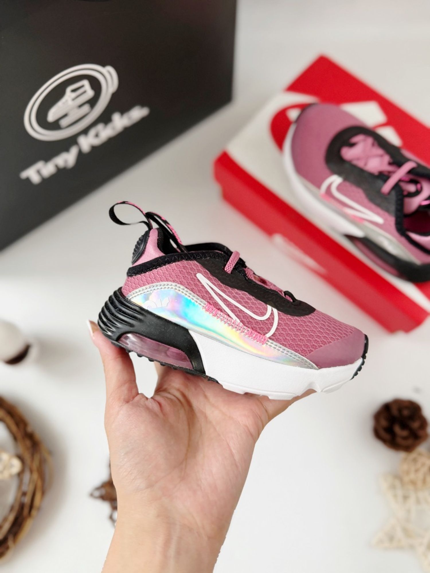 Nike Air Max 2090 Pink