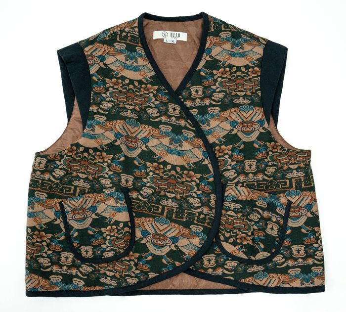 мөртэй жилет