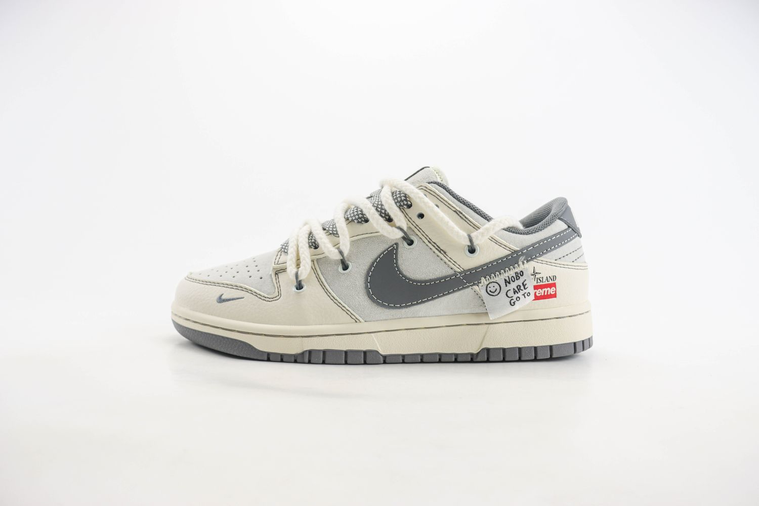  Nike SB Dunk Low x supreme x Stone Island 04 