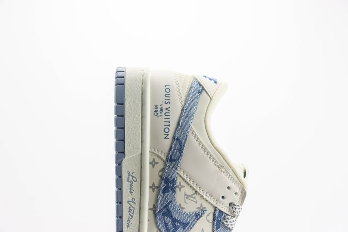 Nike SB Dunk Low LV 01