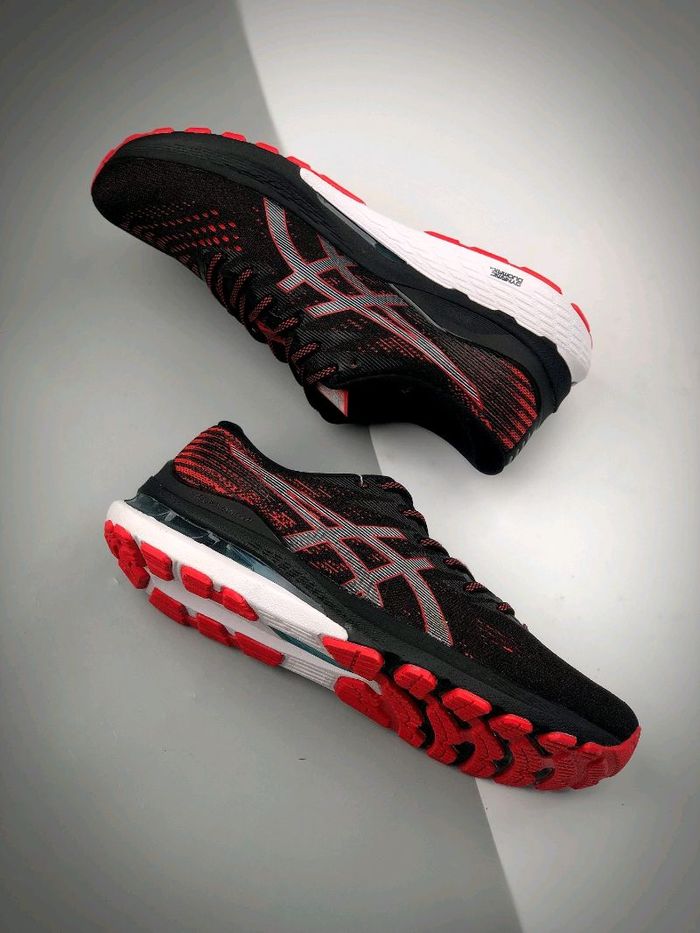 Asics Gel-Kayano 28