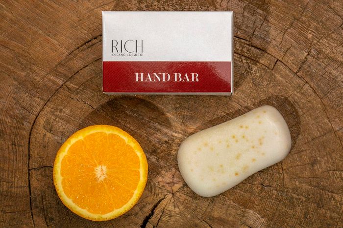 RICH HAND BAR