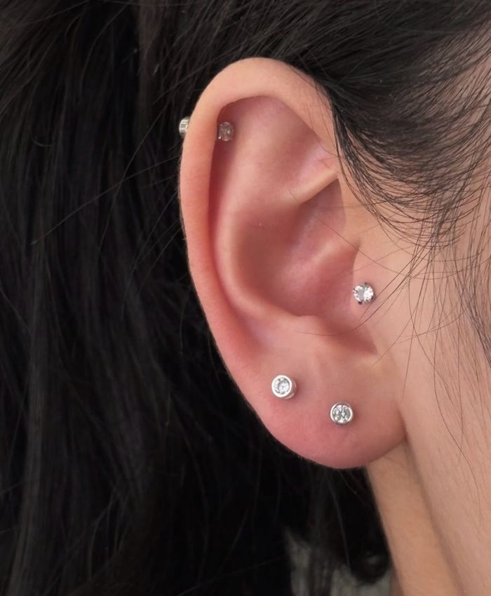 Мөнгөн ээмэг