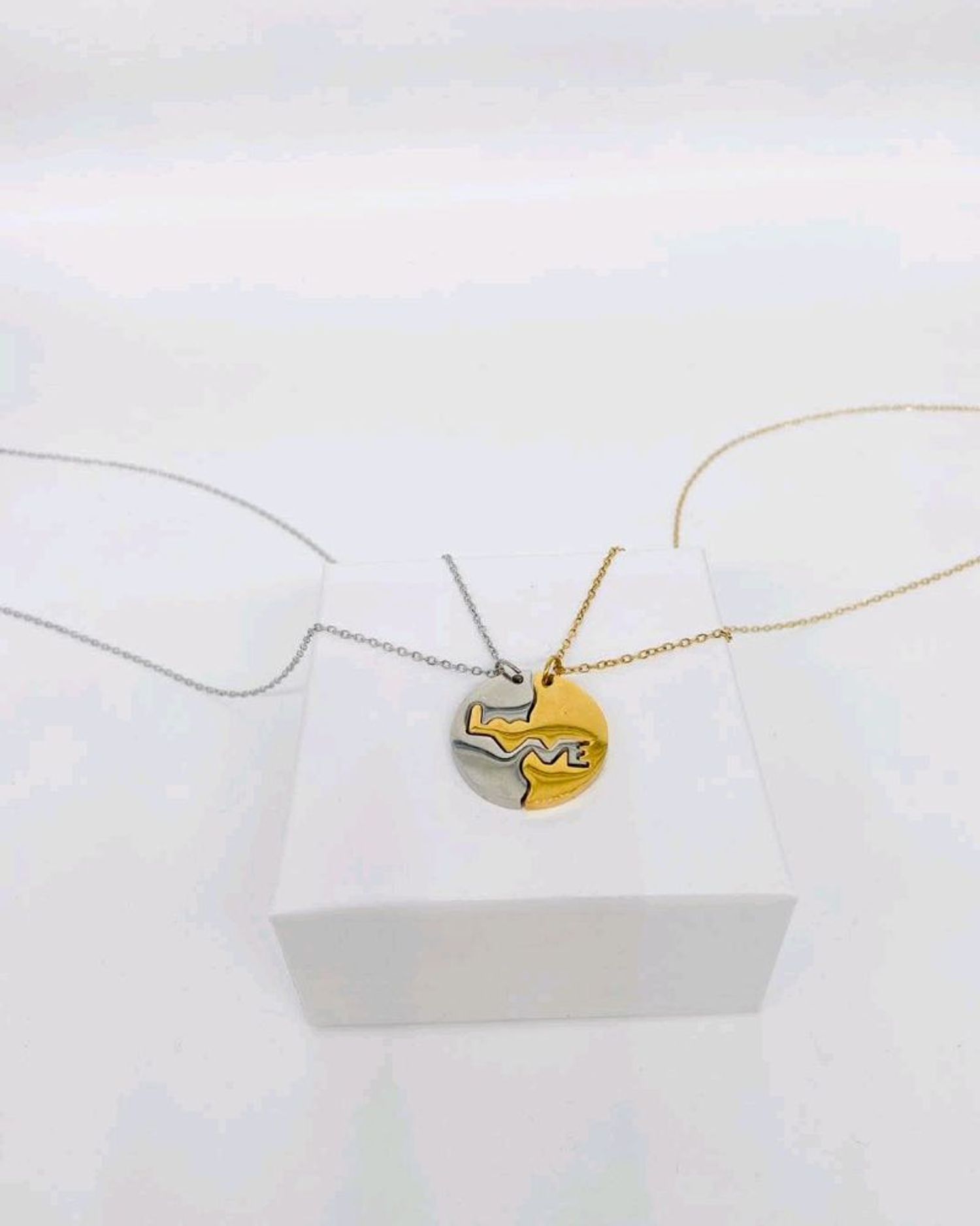 Хүзүүний зүүлт