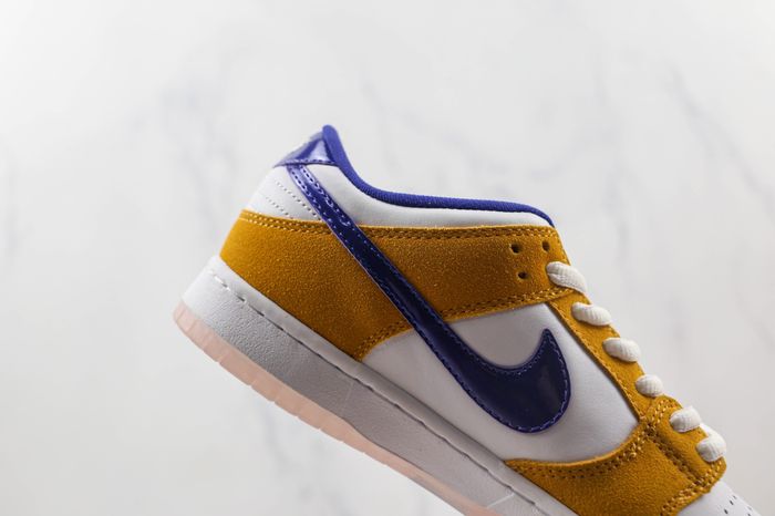 Nike SB Dunk Low Laser Orange 