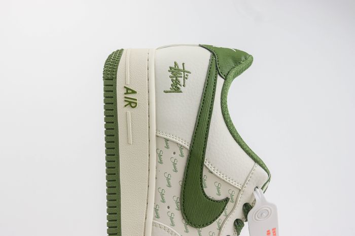 Nike Air Force 1 Low x Stussy 127