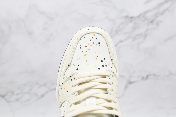 Jordan 1 Low Brushstroke