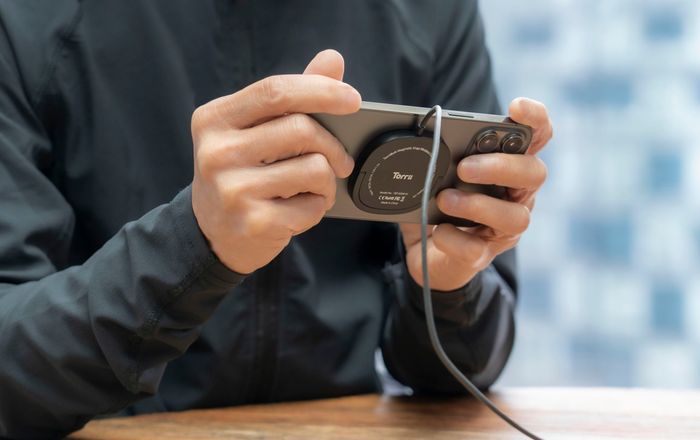 TorriiBolt Magnetic Snap Wireless Charge