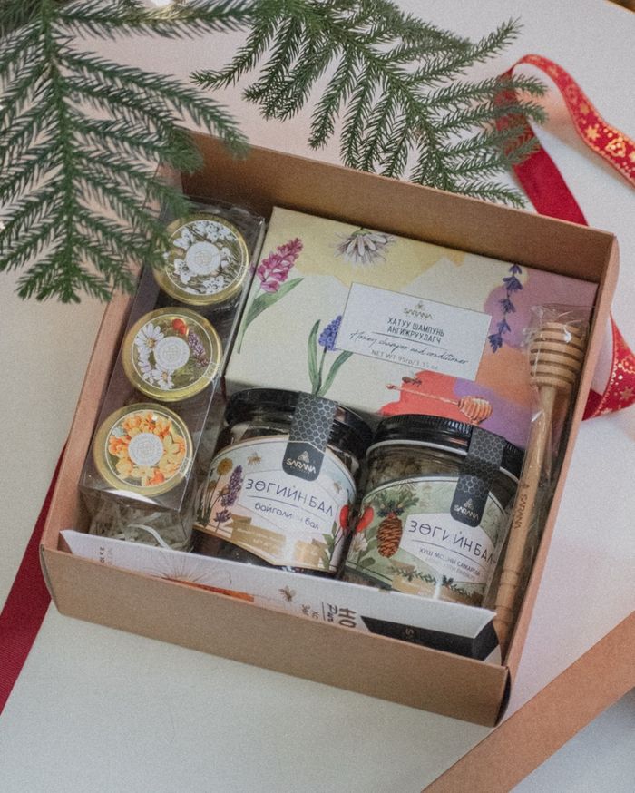 Шампуньтай дөрвөлжин багц