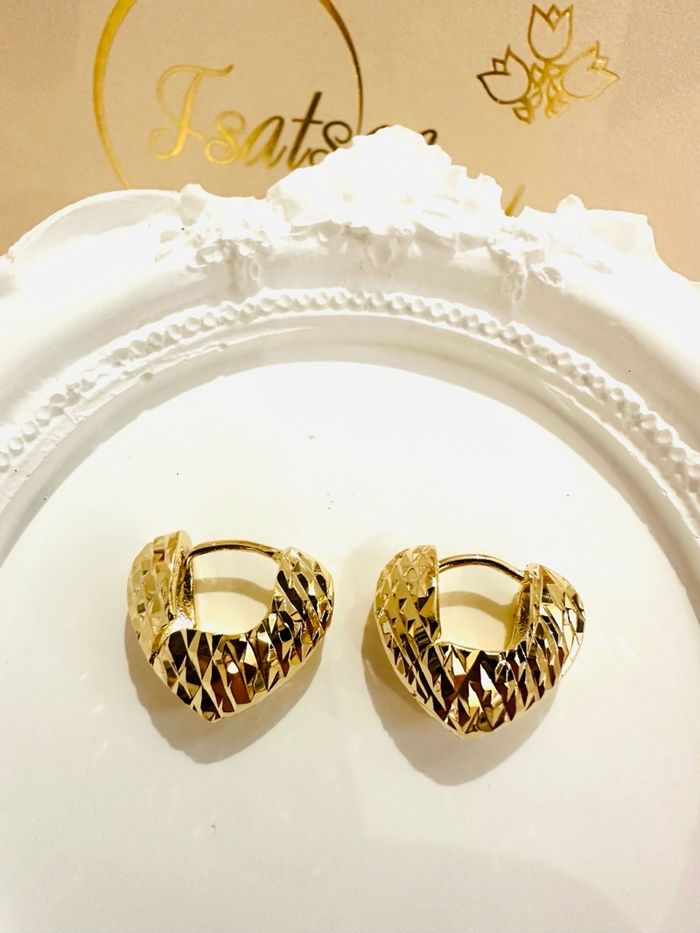 Гоёлын ээмэг