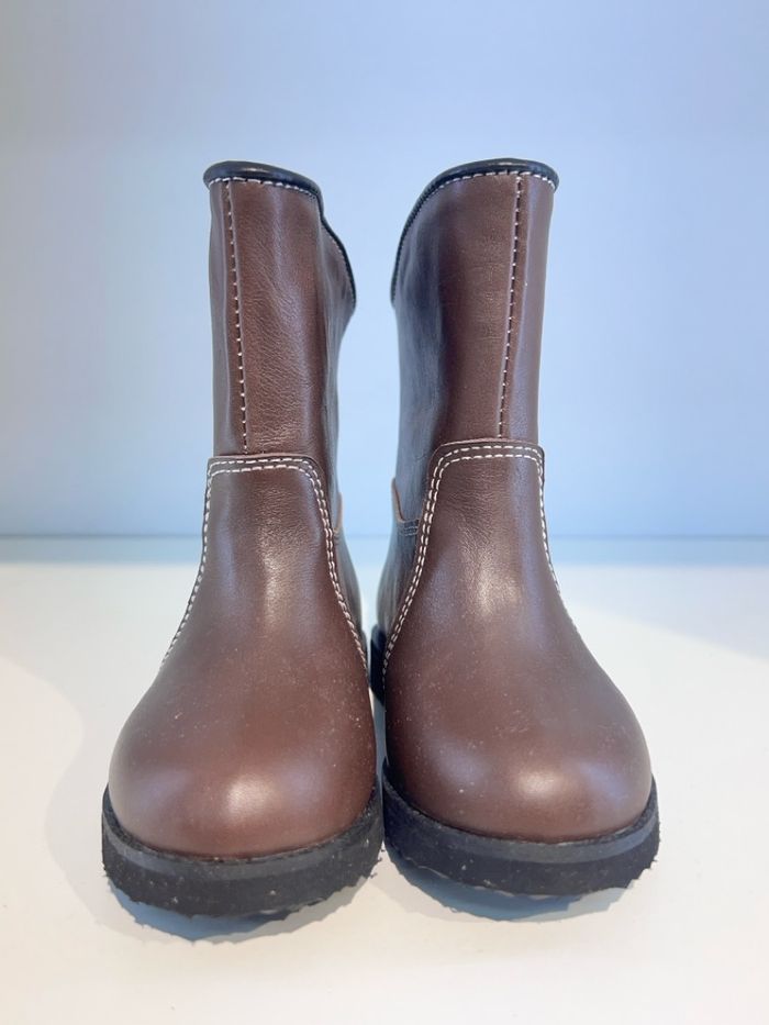 Нярайн Гутал ( Бор)