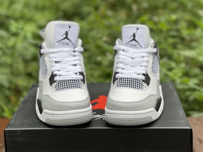 AIR JORDAN 4 MILITARY BLACK