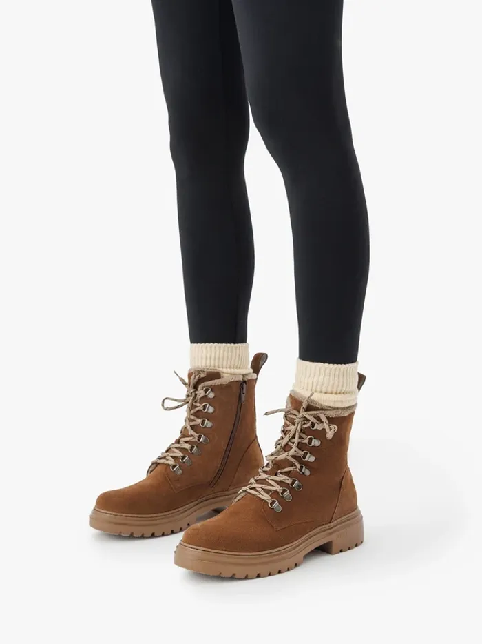 WINTER BOOTS