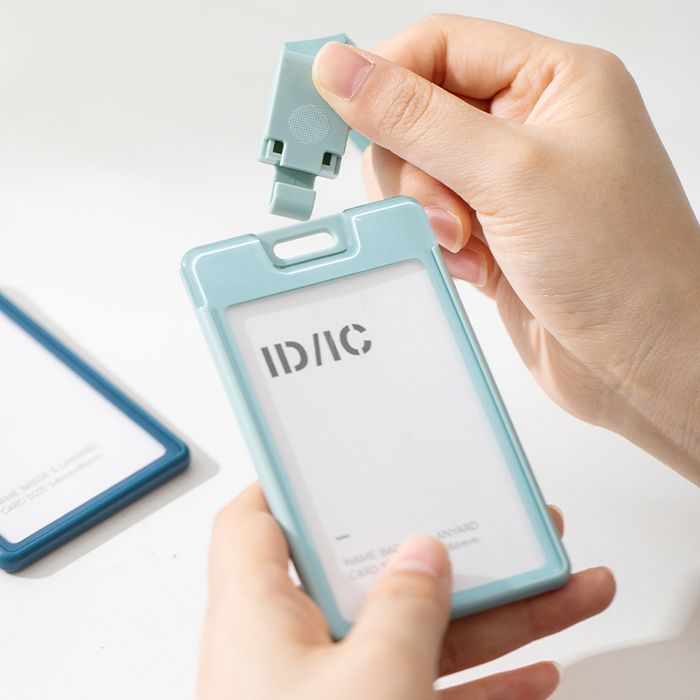 Үнэмлэхний гэр босоо оосортой DL EF407