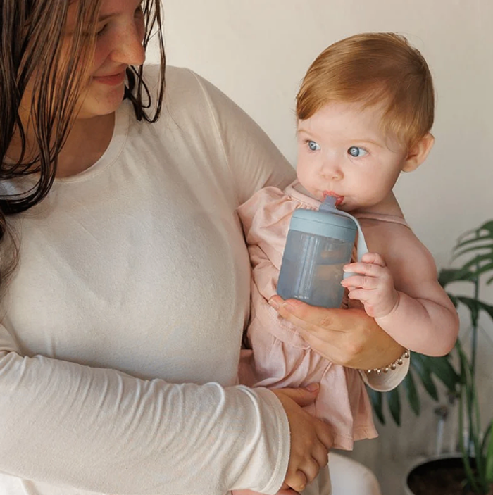 Moonkie training cup