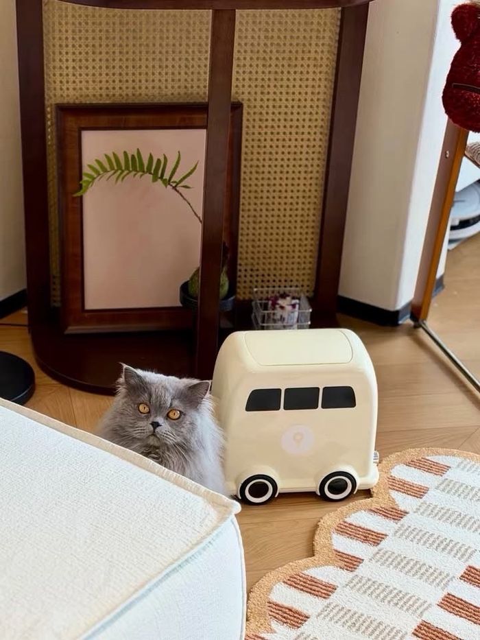 Мини автобус хэлбэртэй хогны сав