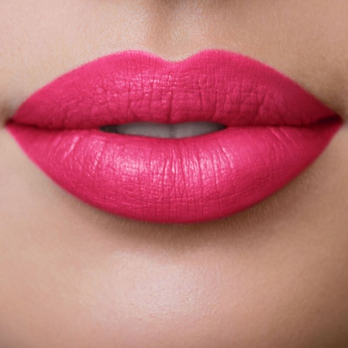 LIP SHOT  25 BARBIE WORLD