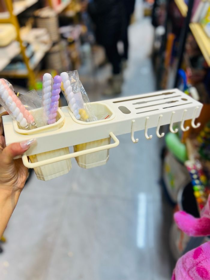 Халбага сэрээний тавиур өлгөдөг наадаг