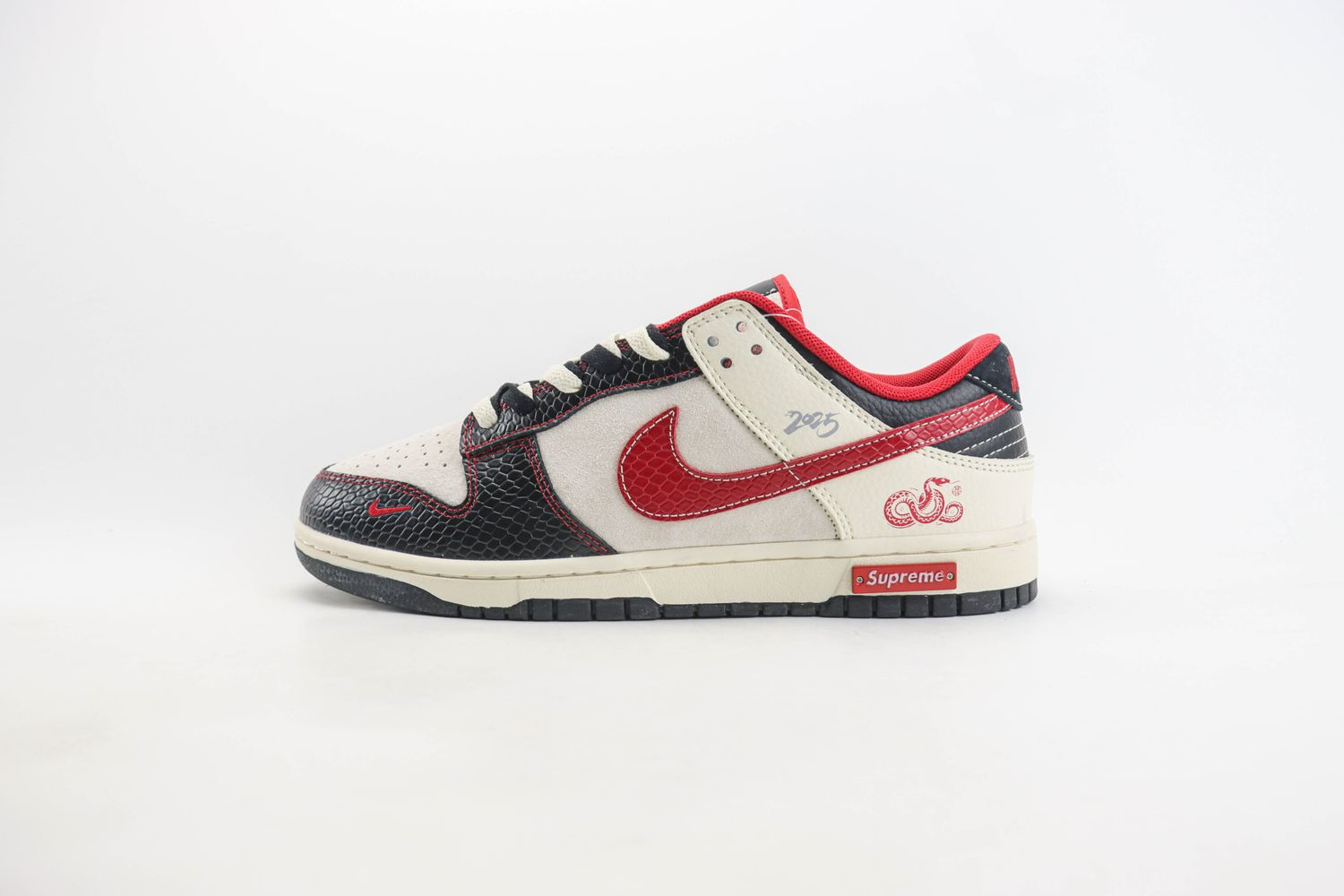 Nike SB Dunk Low x supreme 20