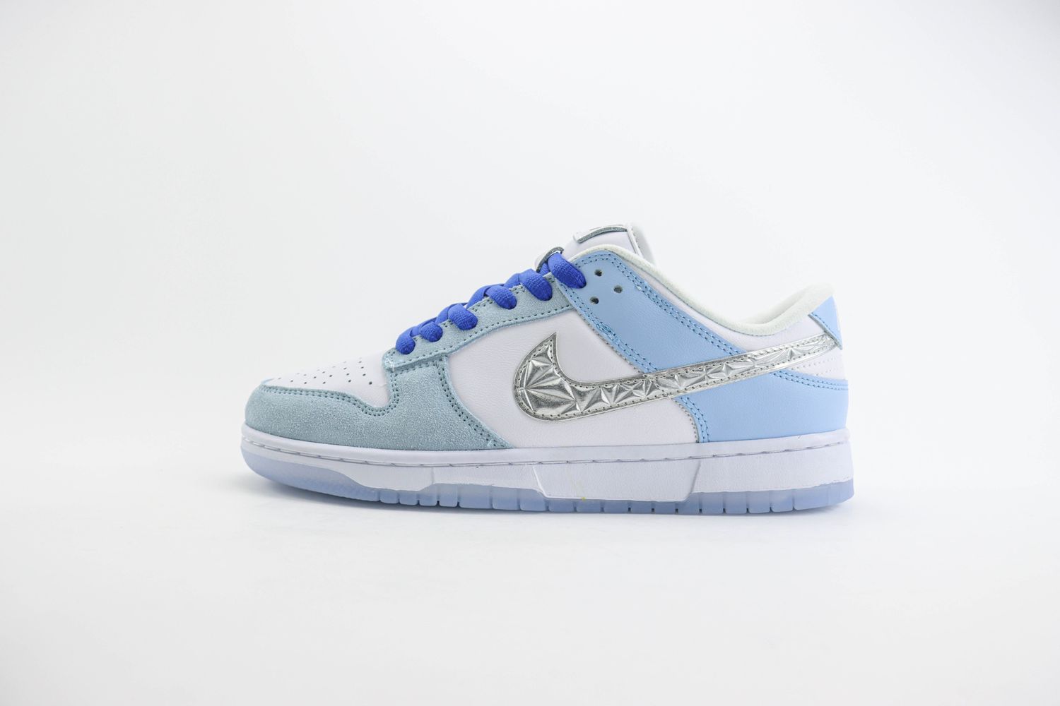 Nike SB Dunk Low Pro"Blue Airbrush"