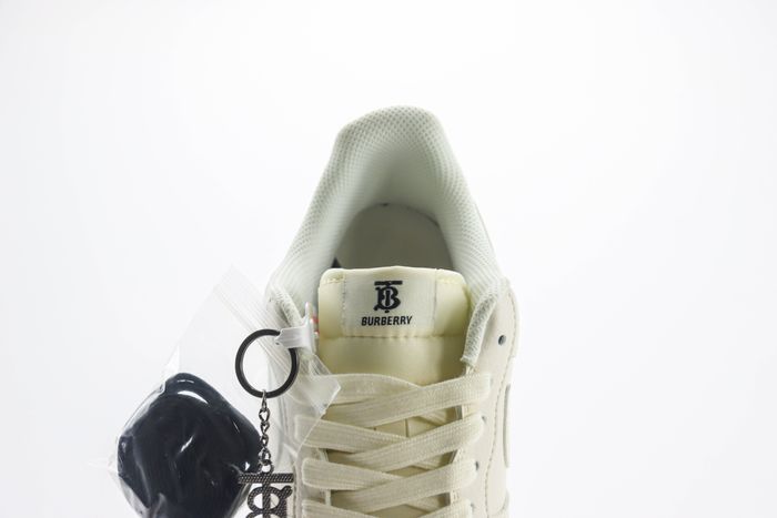 Nike Air Force 1 Low x Burberry