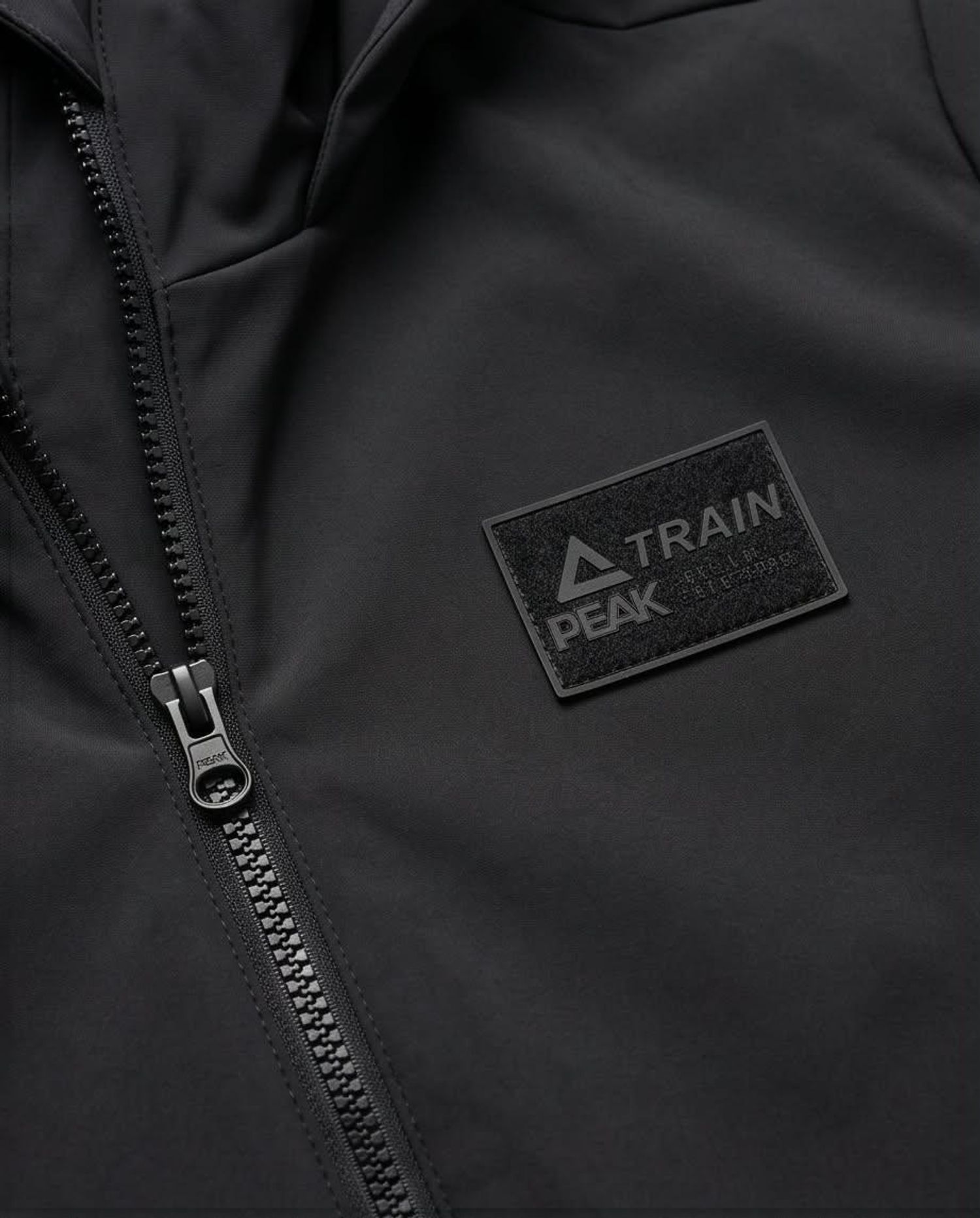 WINDBREAKER WOMEN BLACK