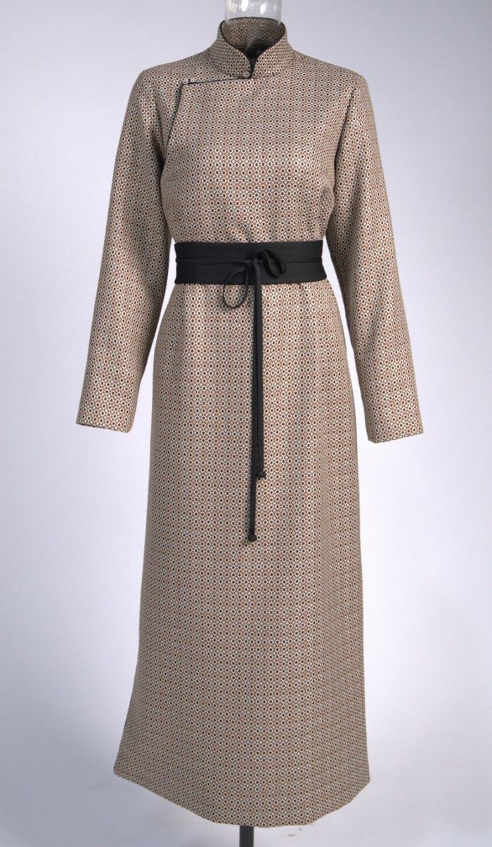 Язгуур дээл