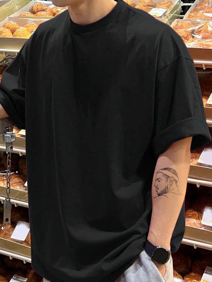 Lebron James Сагсны усан шивээс