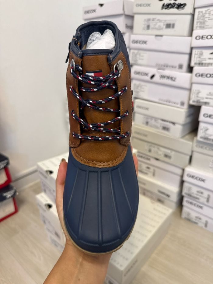 Tommy Hilfiger гутал