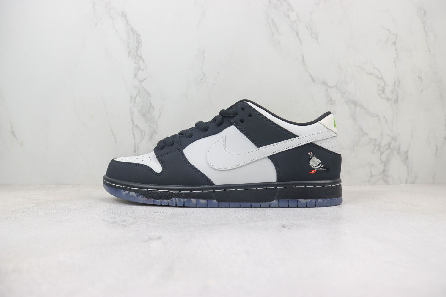 Nike SB Dunk Low Panda Pigeon