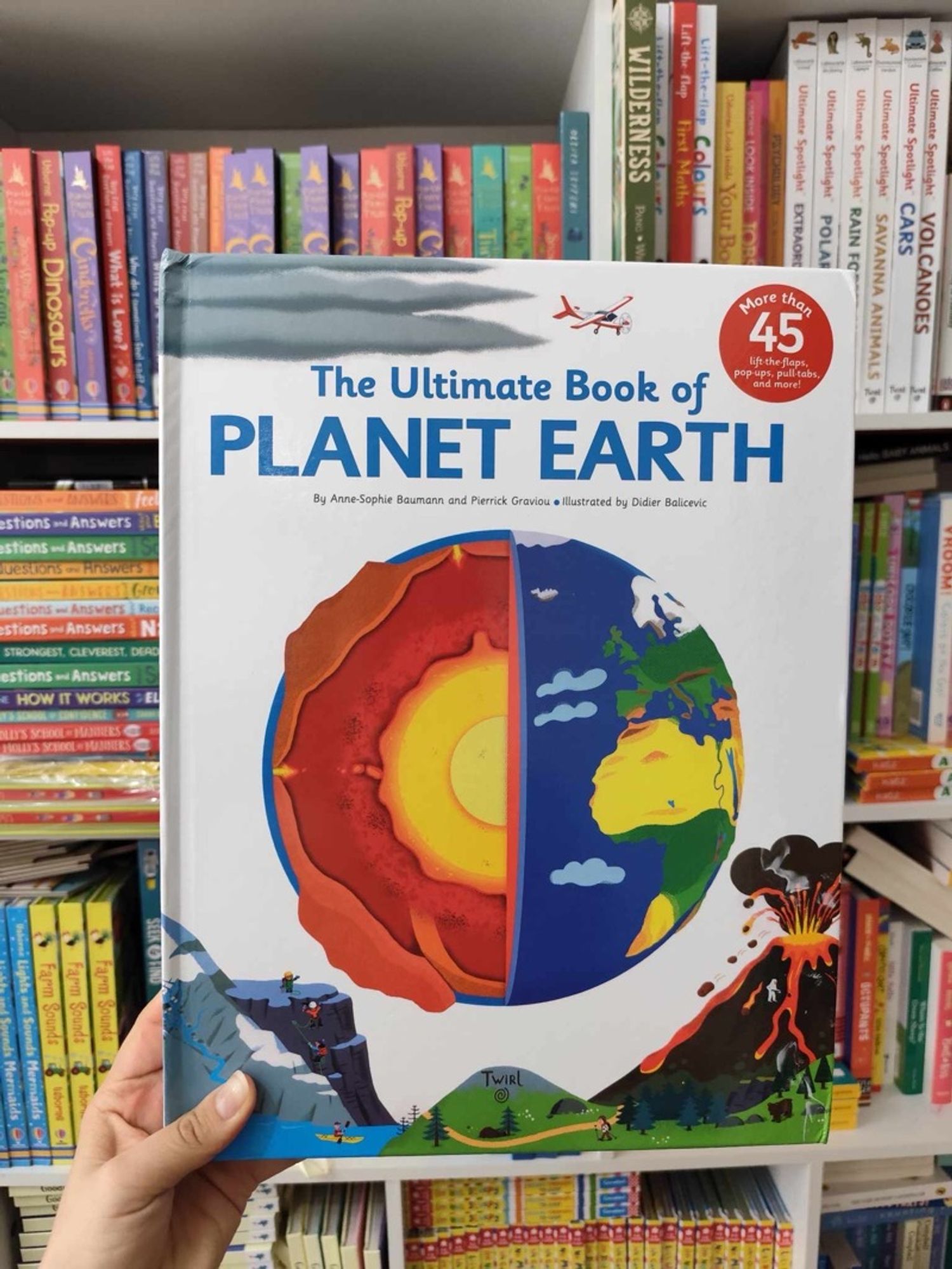 The ultimate book of Planet Eart