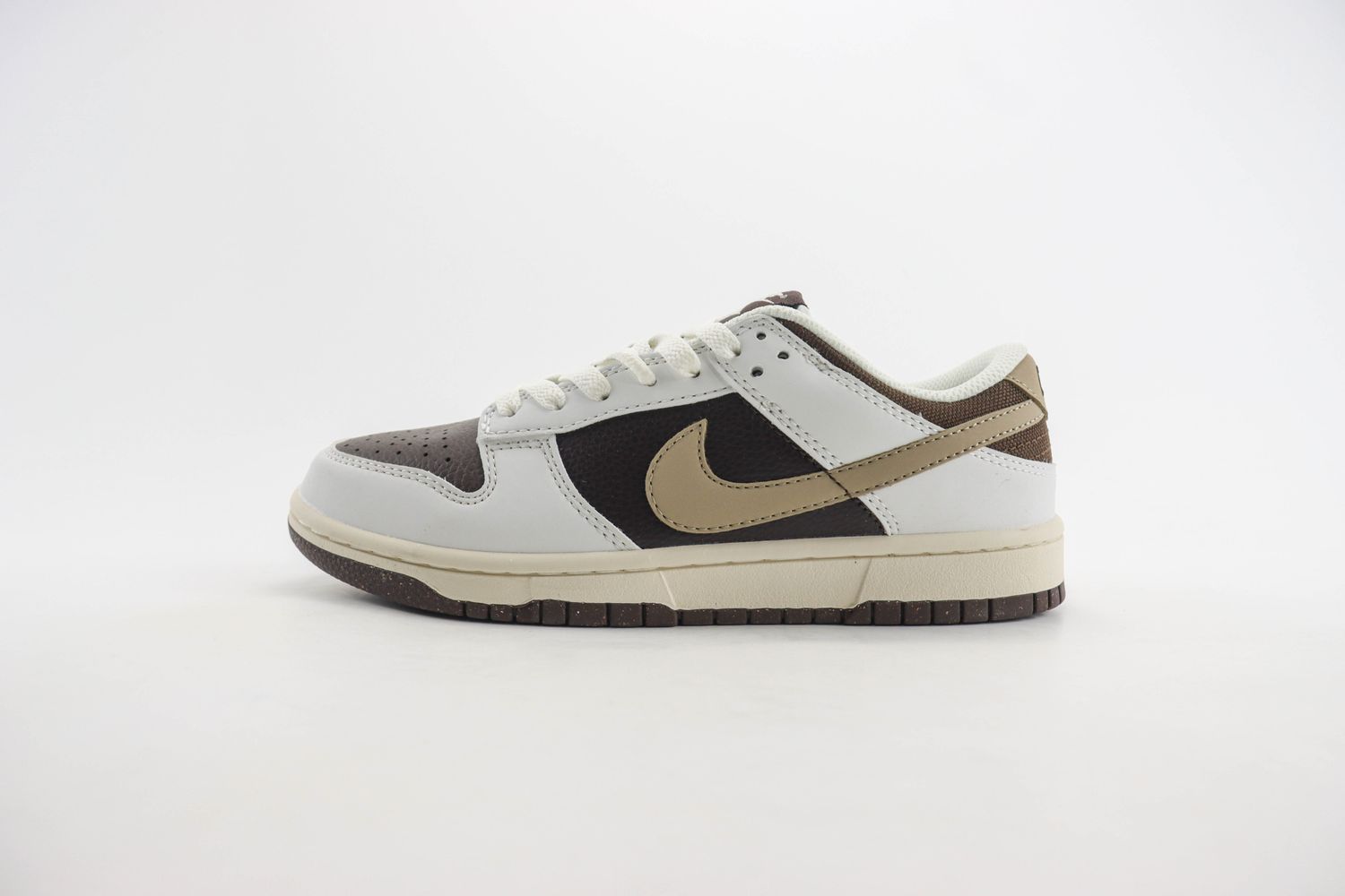 Nike Dunk Low Next Nature Summit White Baroque Brown