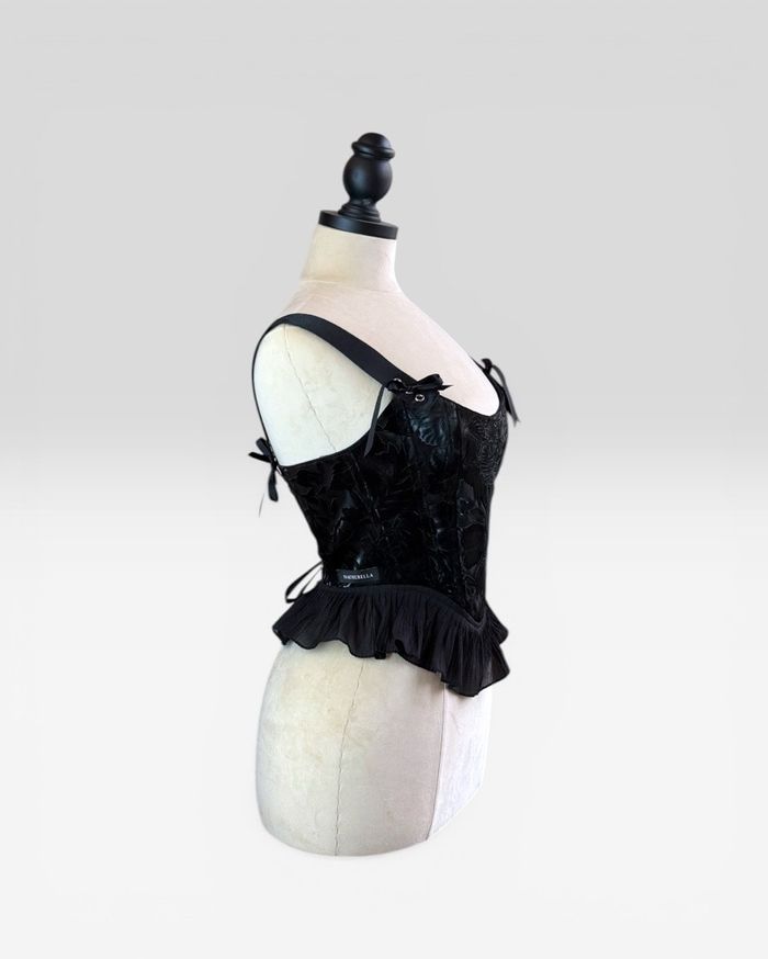 Floral embossed leather - Full