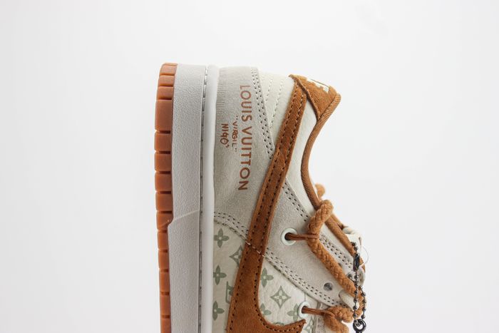 Nike SB Dunk Low x LV 29