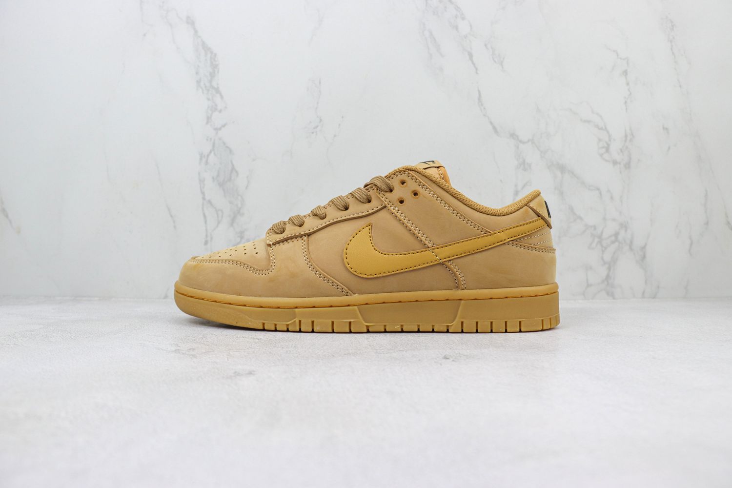 Nike Dunk Retro Low Sneaker Yellow 