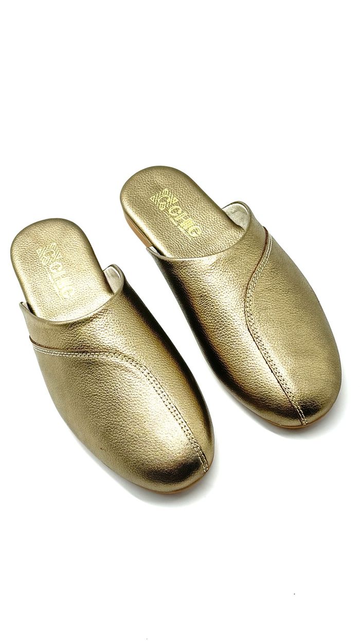 EW-эмэгтэй углааш