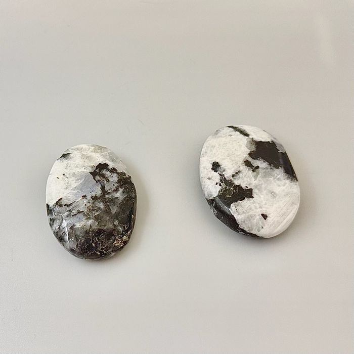 Толбот саран чулуу