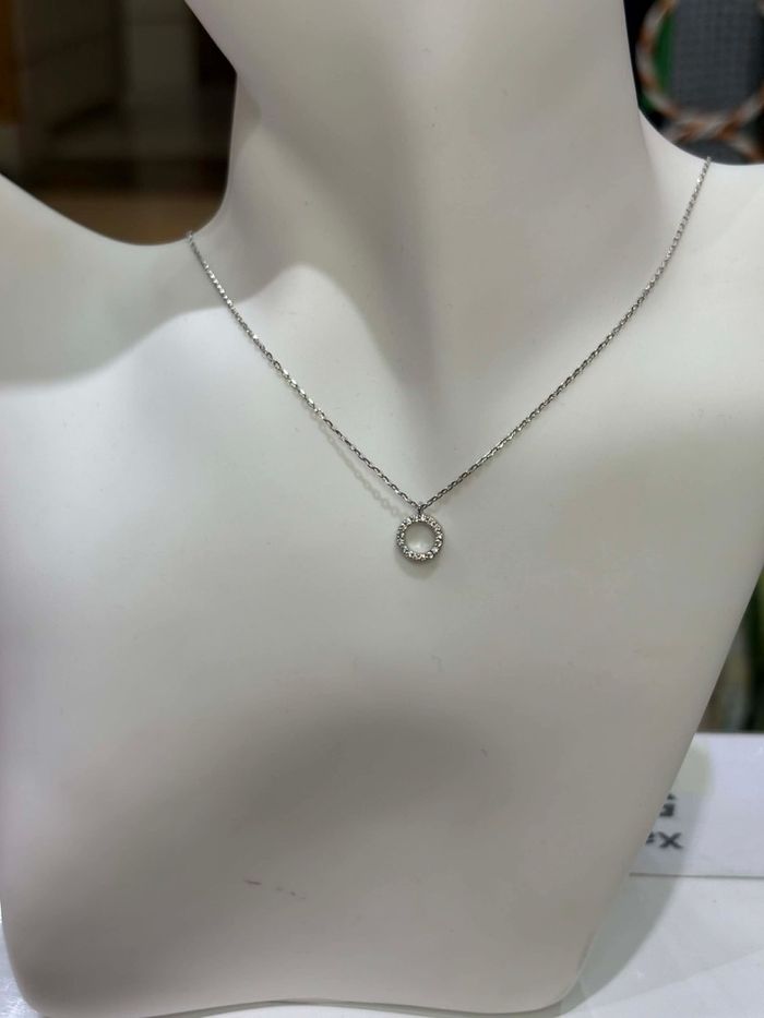 Гоёмсог хүзүүний зүүлт 