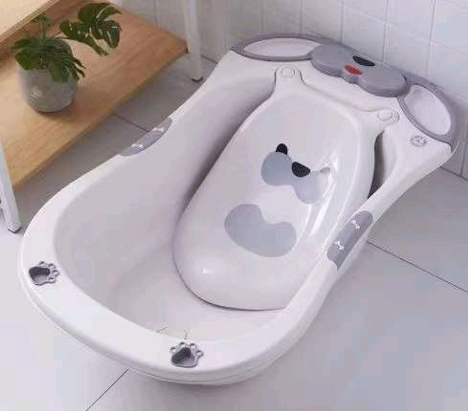 Нярайн хэвтэгчтэй ванн