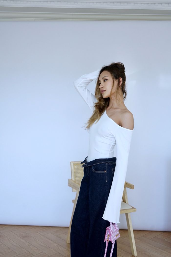 https://cdn.zochil.shop/65e2d008-0d5d-4143-8837-3b00e5434a18_t700.jpg