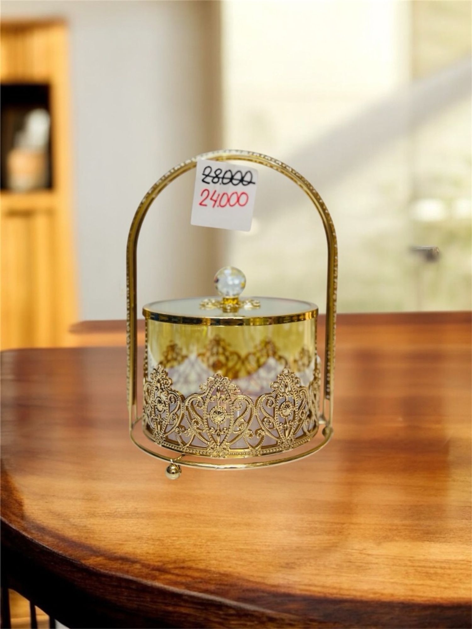 Чихрийн таваг тагтай бариултай 