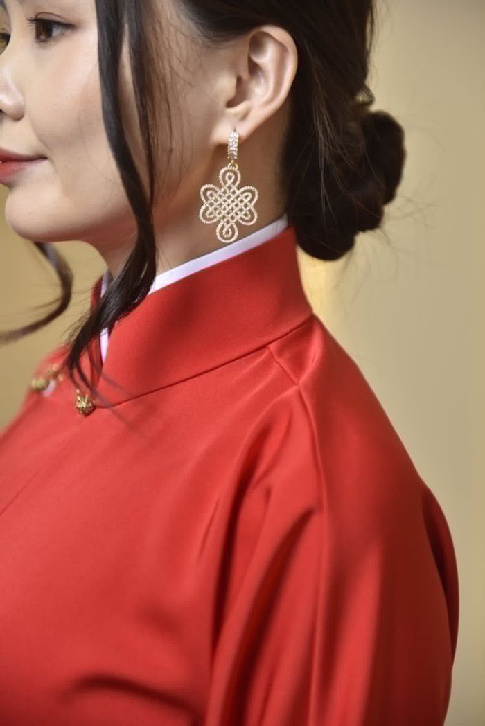 Өлзий хээтэй ээмэг