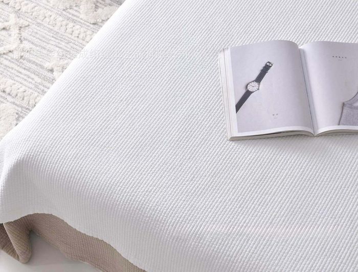 Зөөлөн чанамал цэвэр  даавуун орны бүтээлэг